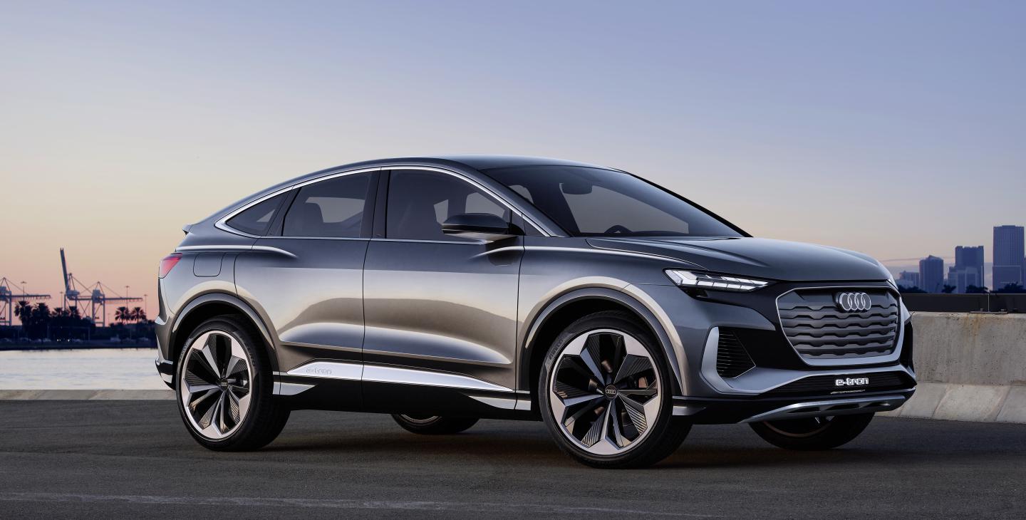 q4 etron sb