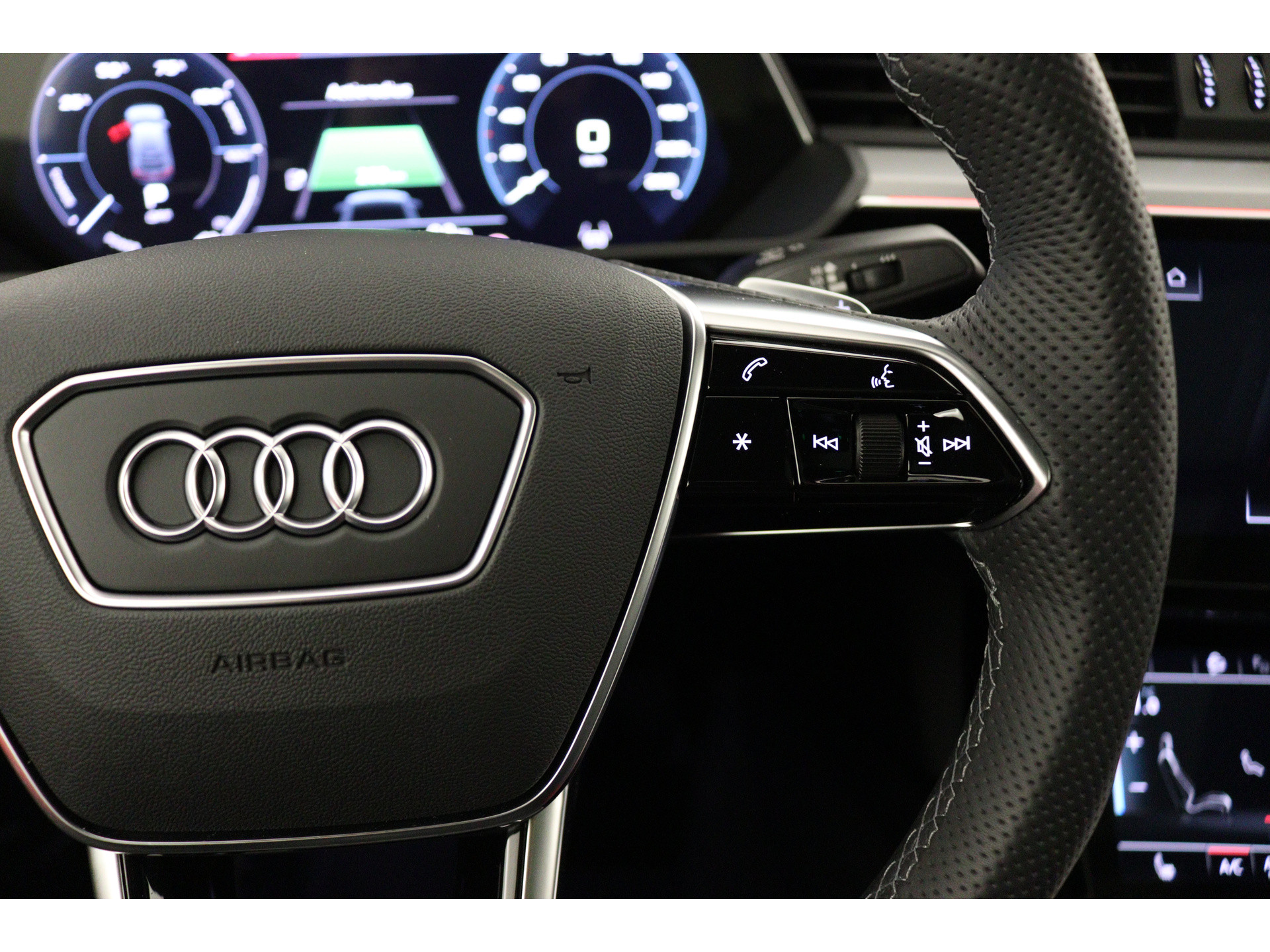 Audi - e-tron Sportback 55 quattro S edition 95 kWh - 2022