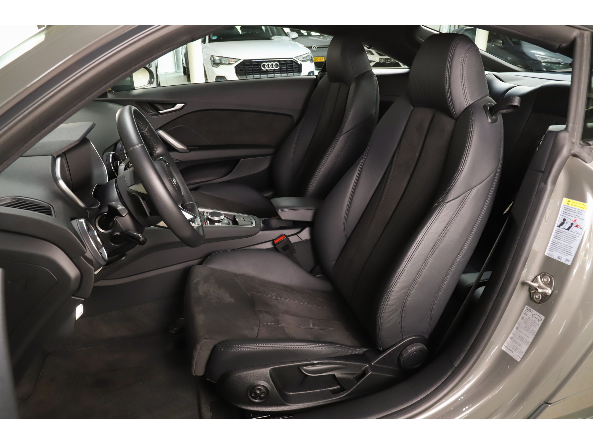 Audi - TT 45 TFSI 245pk S Line Competition - 2021