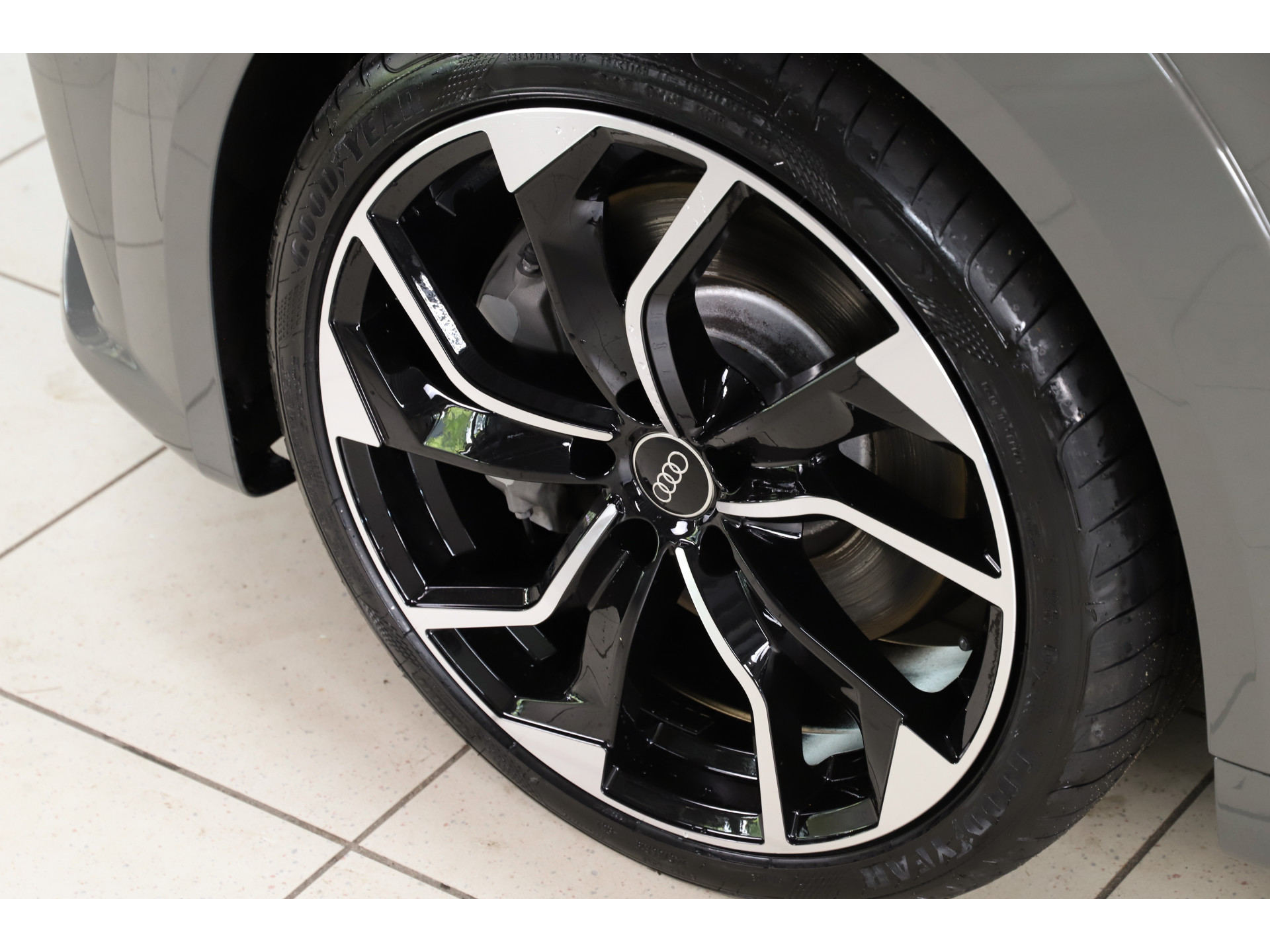 Audi - TT 45 TFSI 245pk S Line Competition - 2021