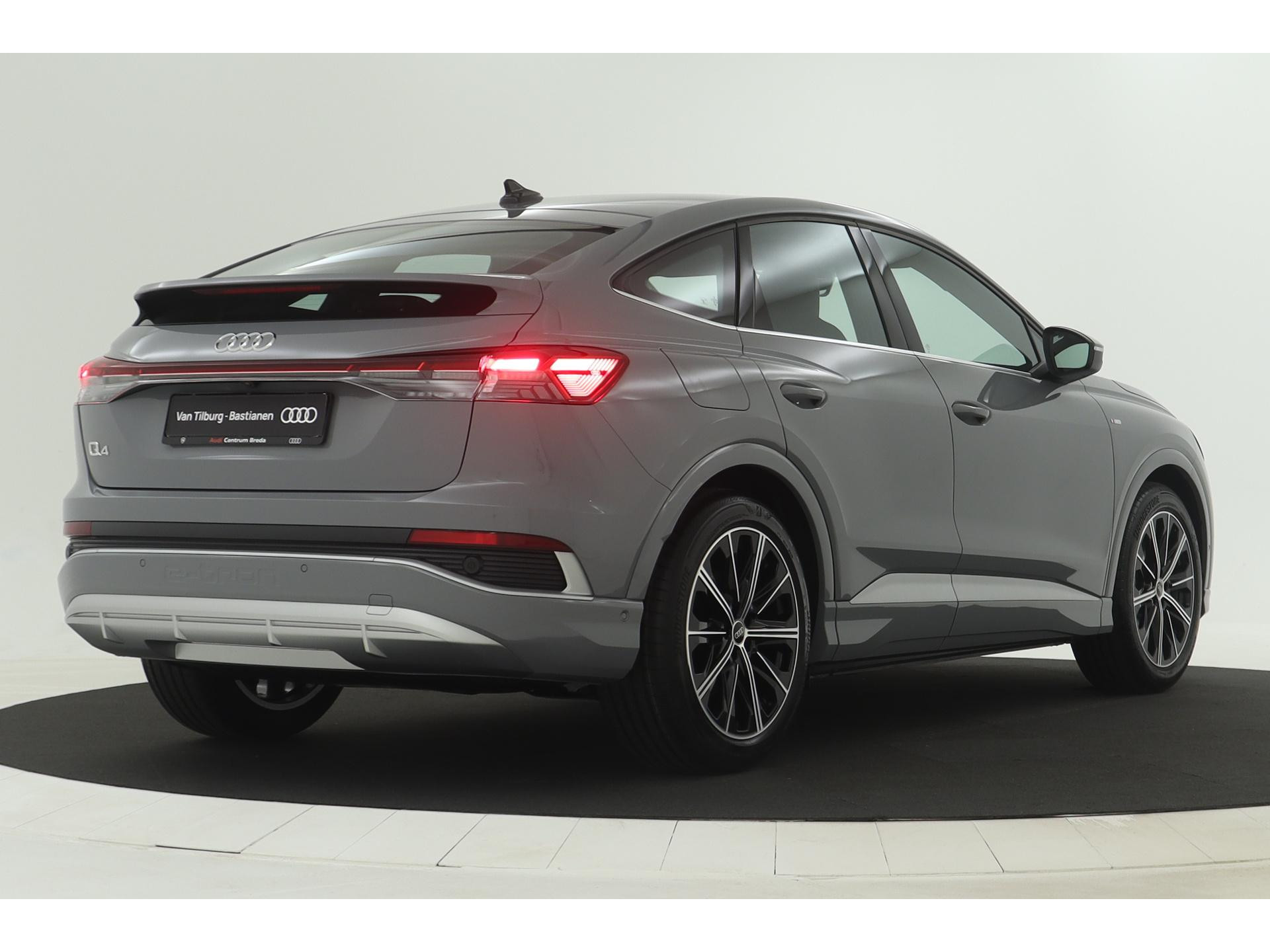 Audi - Q4 Sportback e-tron Q4 Sportback 35 e-tron 170 1AT S edition - 2023