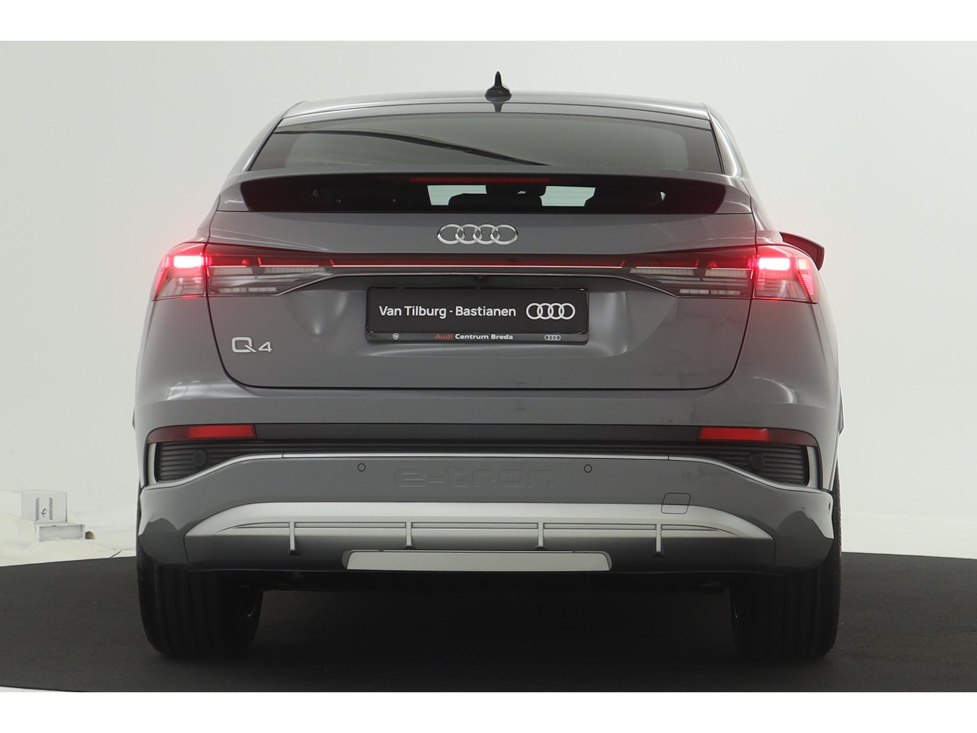 Audi - Q4 Sportback e-tron Q4 Sportback 35 e-tron 170 1AT S edition - 2023