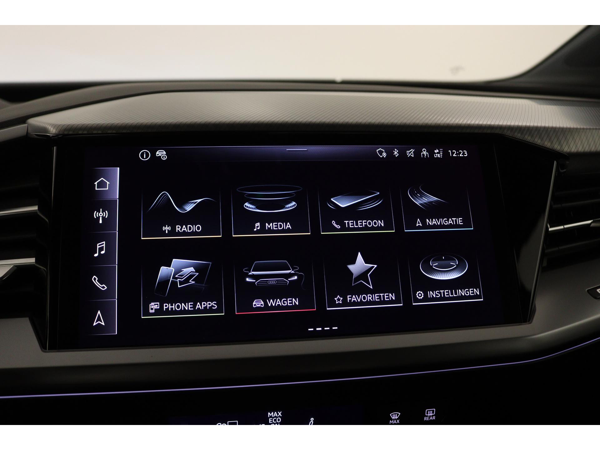 Audi - Q4 e-tron Q4 35 e-tron 170 1AT Advanced edition - 2023