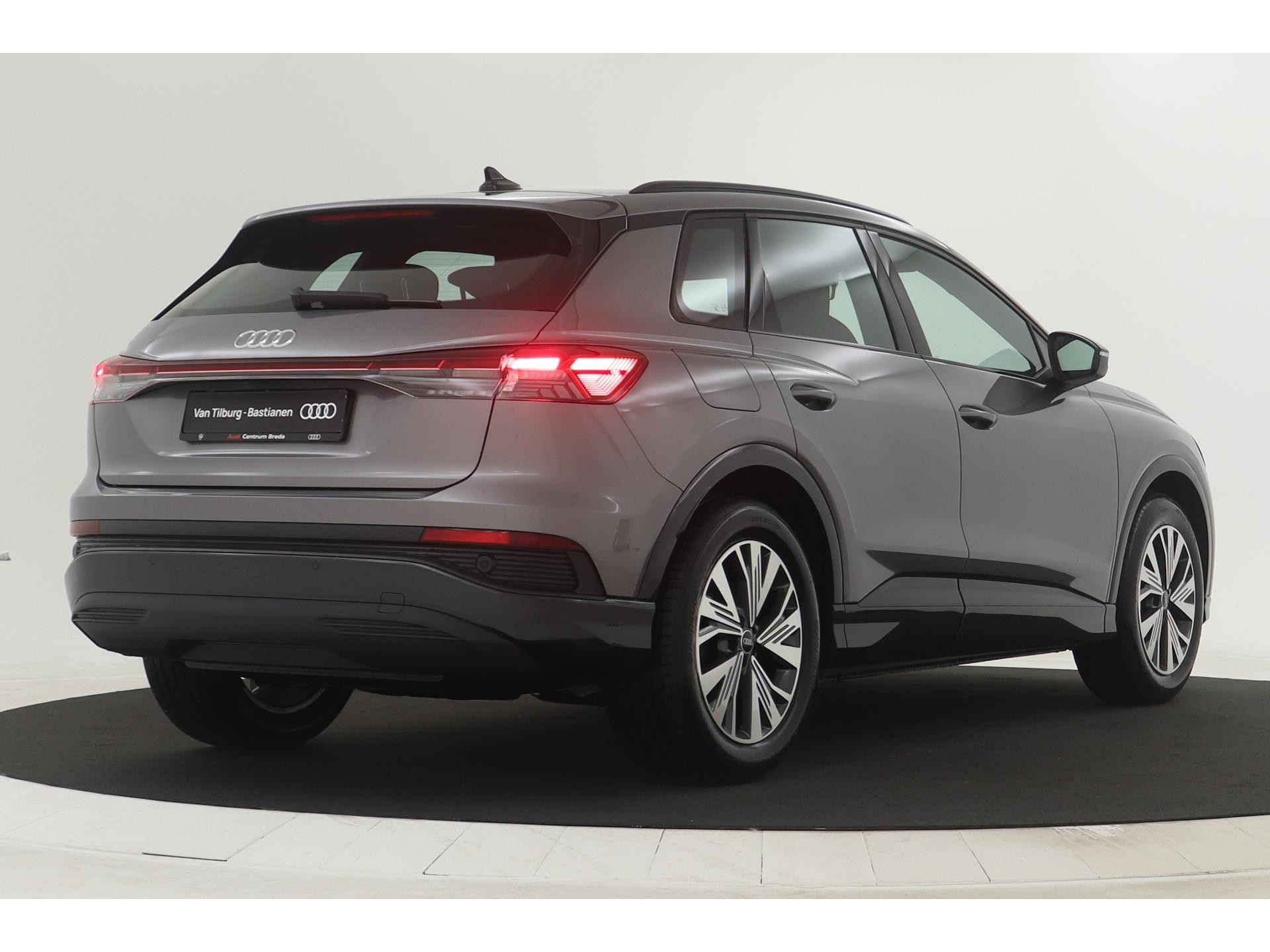 Audi - Q4 e-tron Q4 40 e-tron 204 1AT Advanced edition - 2022