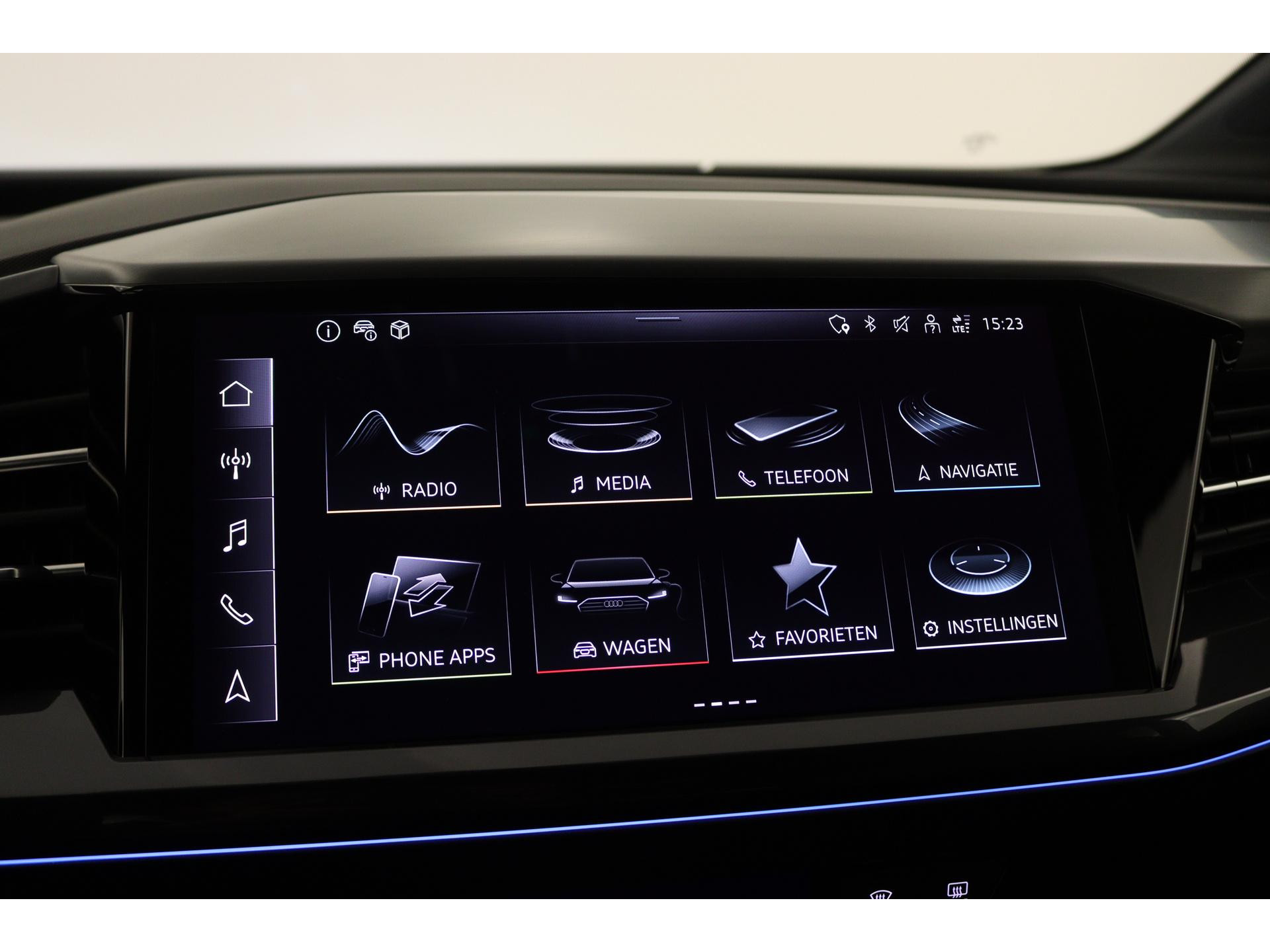 Audi - Q4 e-tron Q4 50 e-tron quattro 299 1AT S edition - 2023