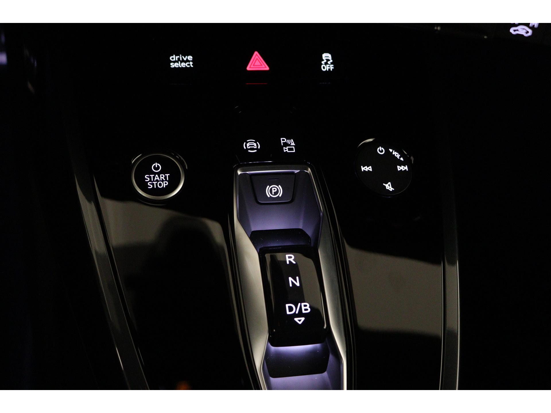 Audi - Q4 e-tron Q4 50 e-tron quattro 299 1AT S edition - 2023