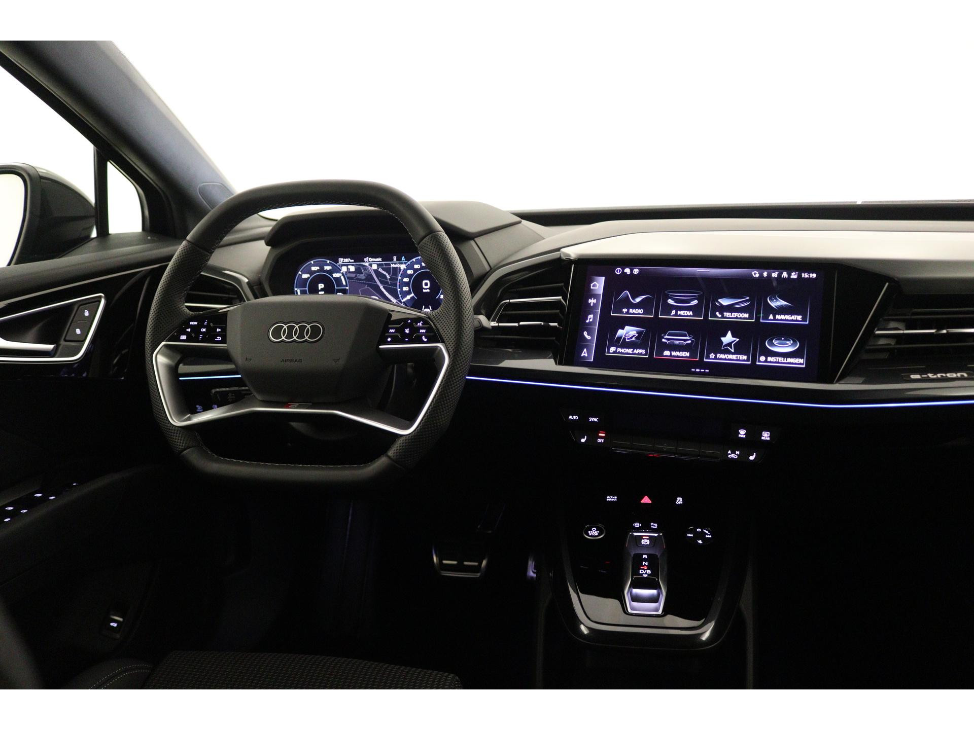 Audi - Q4 e-tron Q4 50 e-tron quattro 299 1AT S edition - 2023