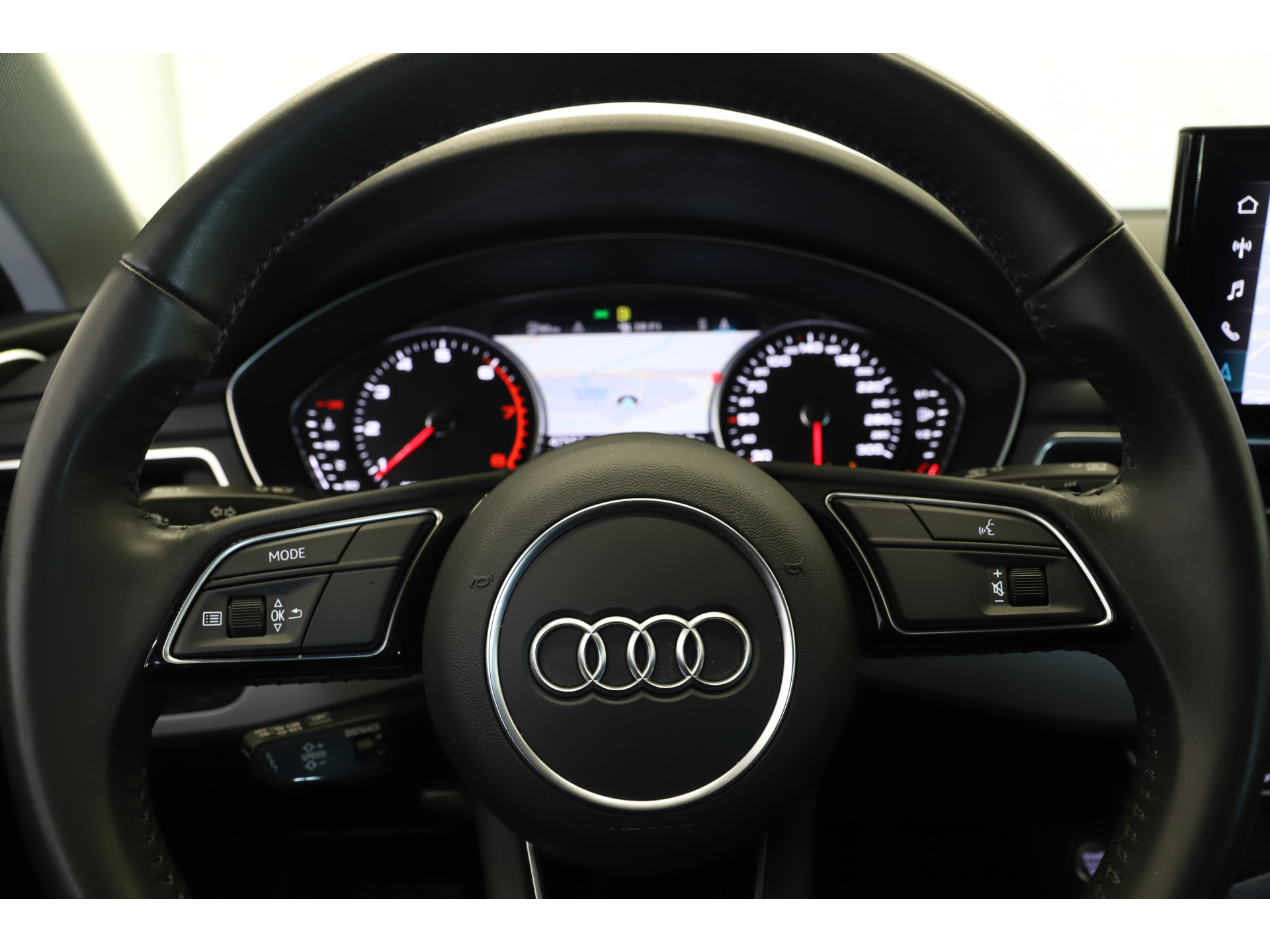 Audi - A4 Avant 40 190pk TFSI Sport - 2020