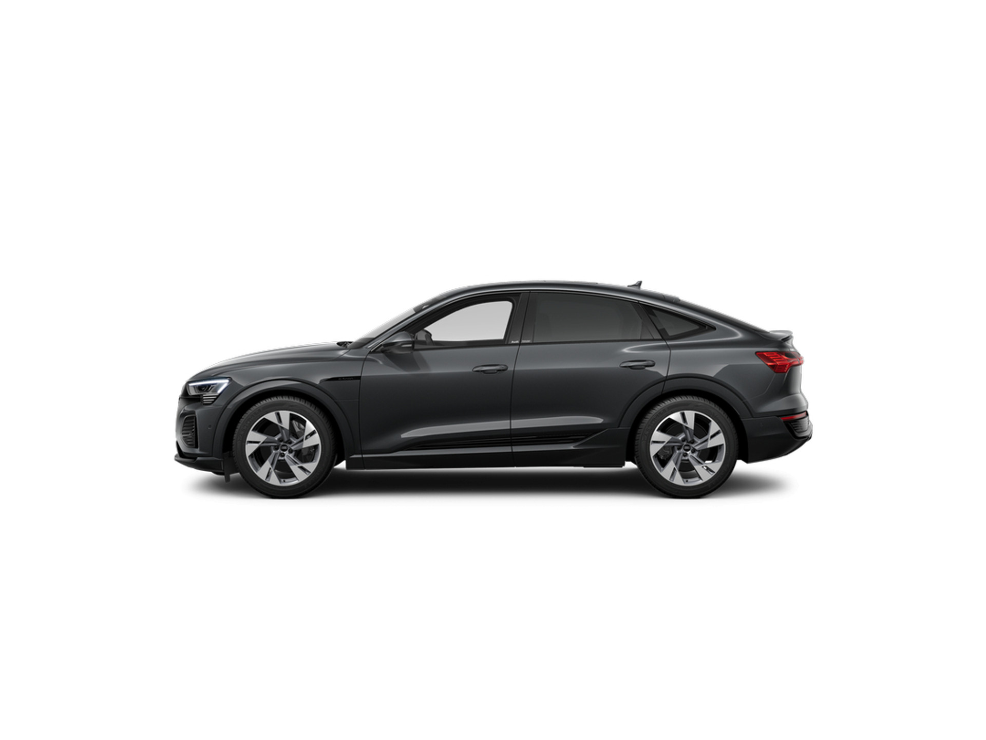 Audi - Q8 Sportback e-tron 55 quattro 408 1AT S edition - 2023