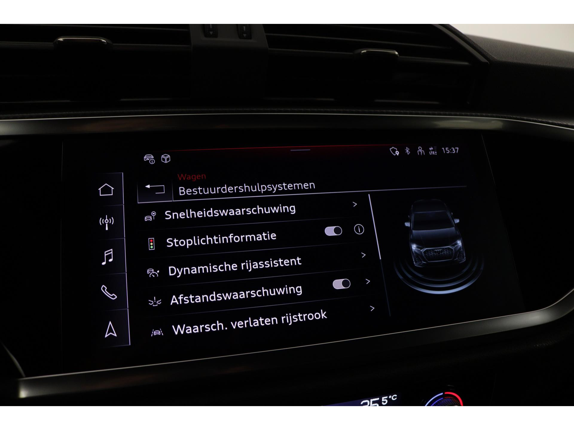 Audi - Q3 Sportback 45 TFSI e 245 S tronic S edition - 2023