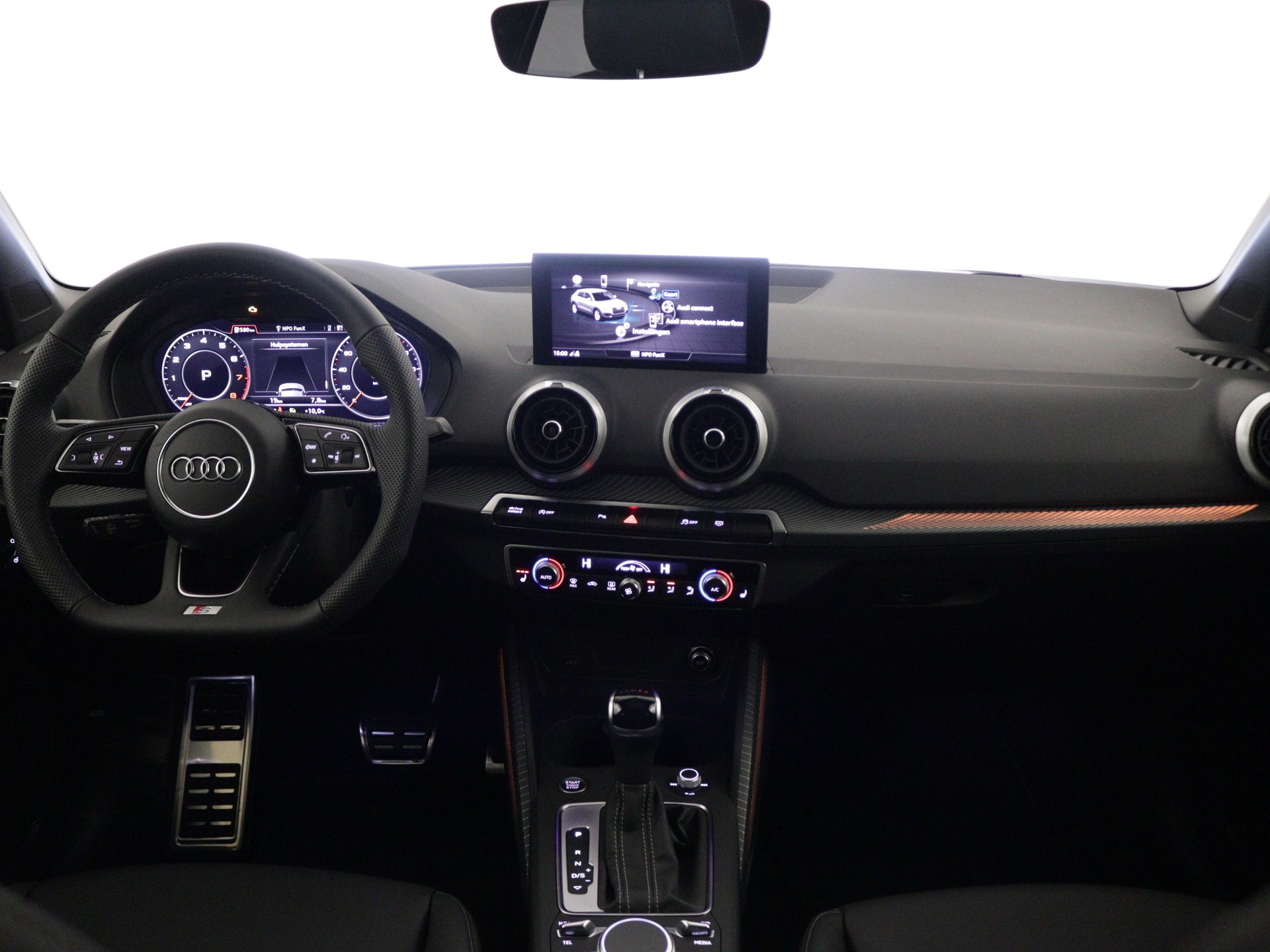 Audi - Q2 35 TFSI S Edition - 2024
