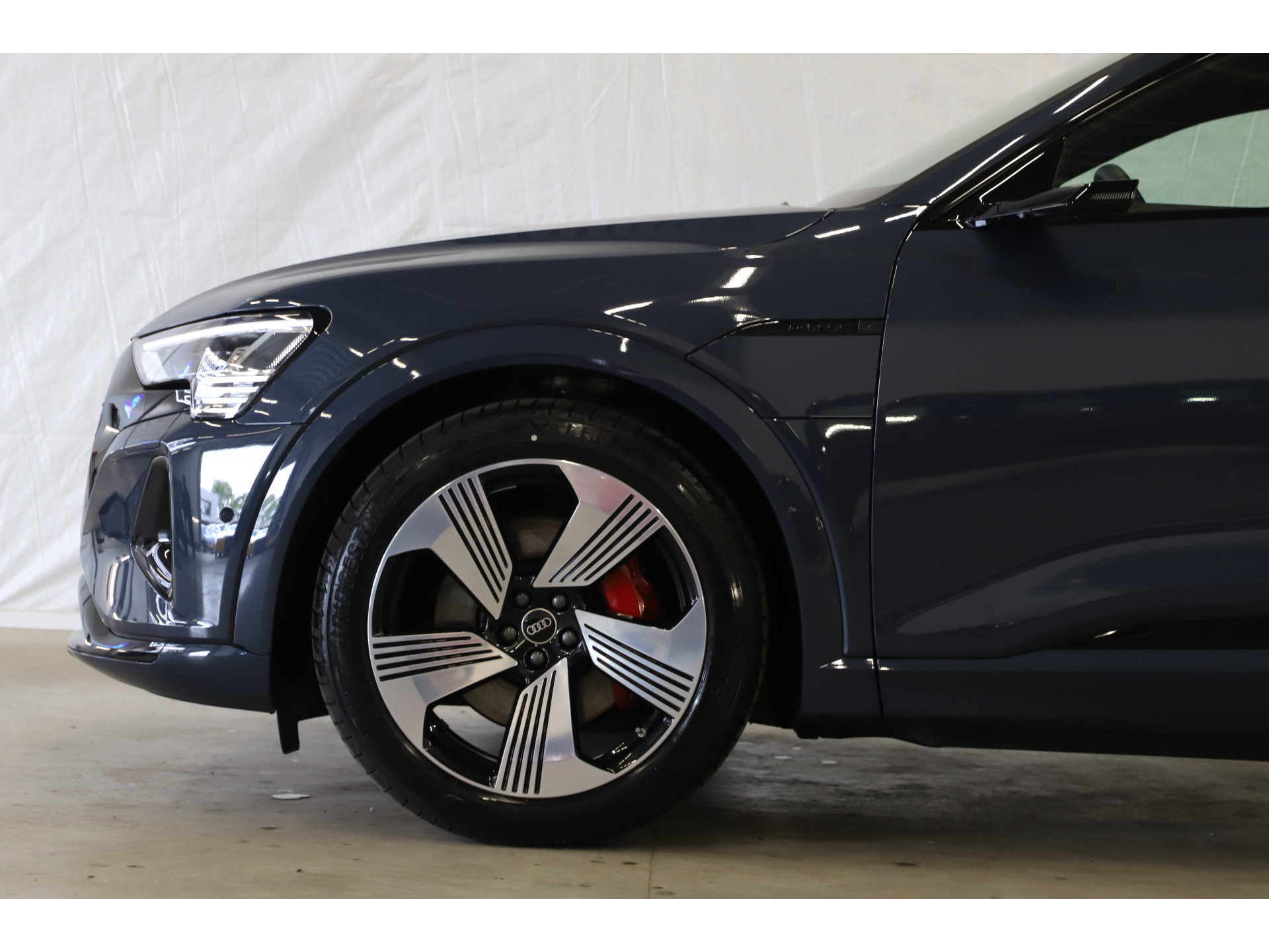 Audi - Q8 e-tron 50 quattro Advanced Edition 95 kWh 250 kW/340 pk, - 2023