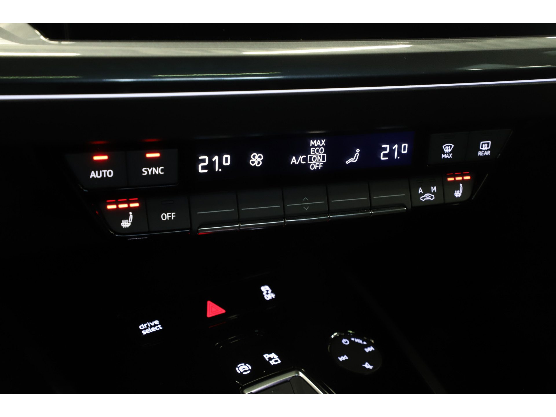 Audi - Q4 e-tron 35 125 kW/170 pk Edition 55 kWh - 2021