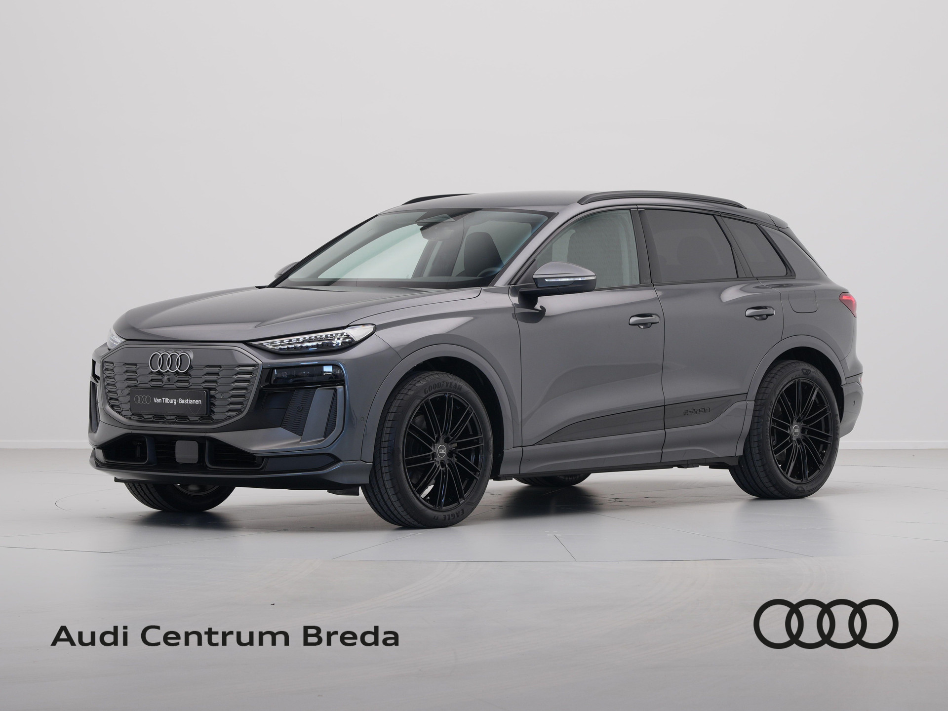 Audi - Q6 e-tron performance 306 1AT Advanced Edition - 2024