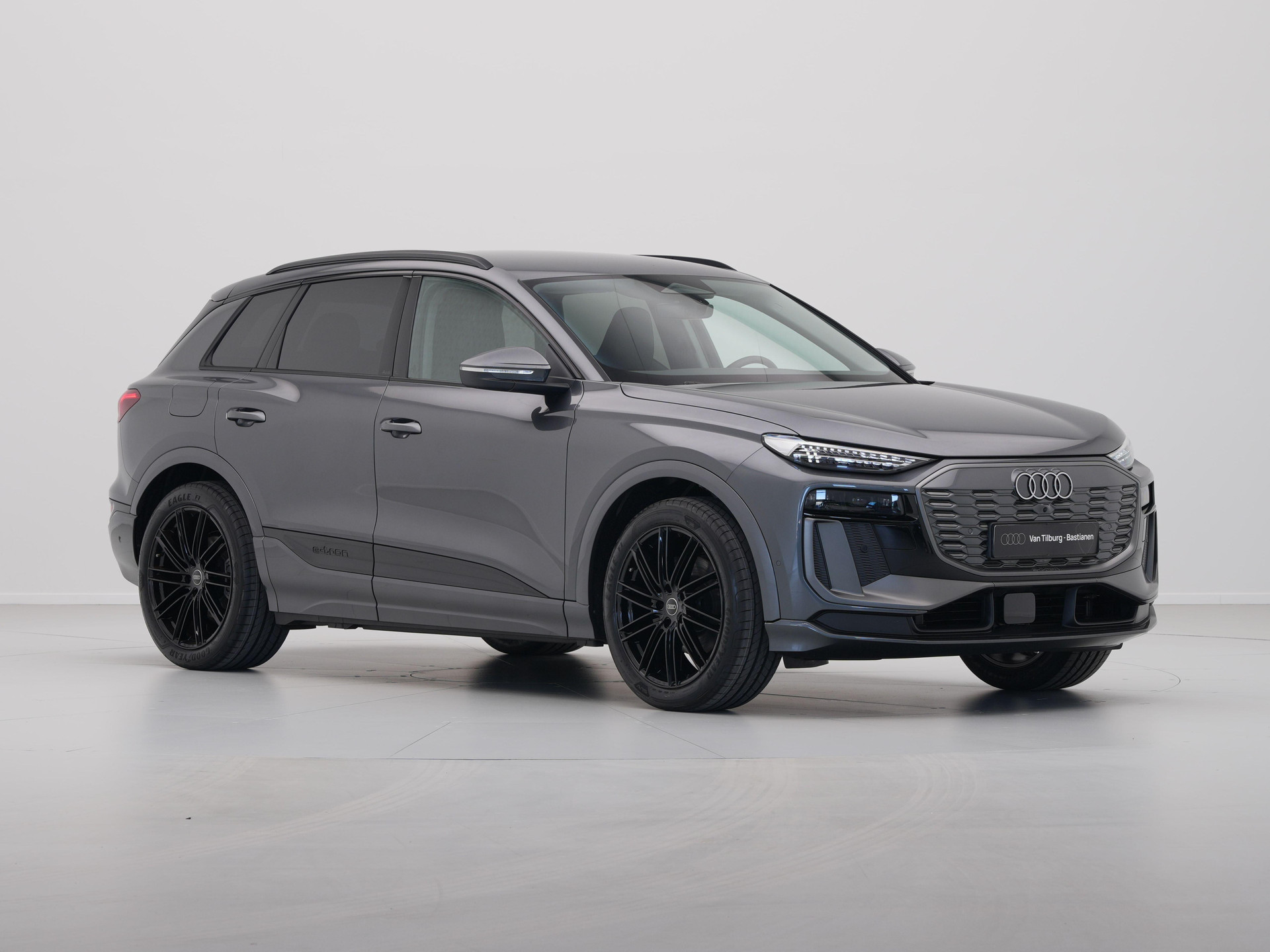 Audi - Q6 e-tron performance 306 1AT Advanced Edition - 2024