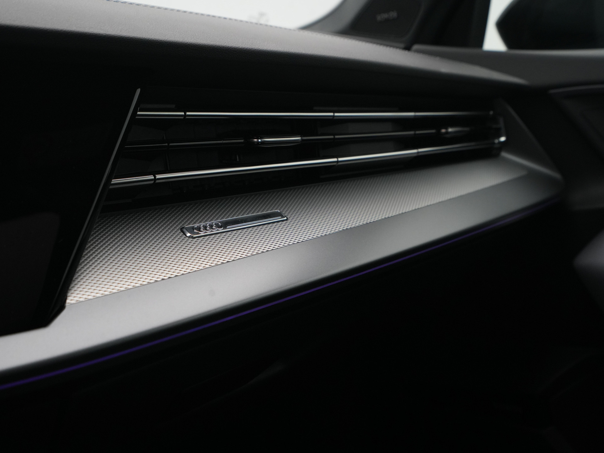 Audi - A3 Limousine S edition - 2025