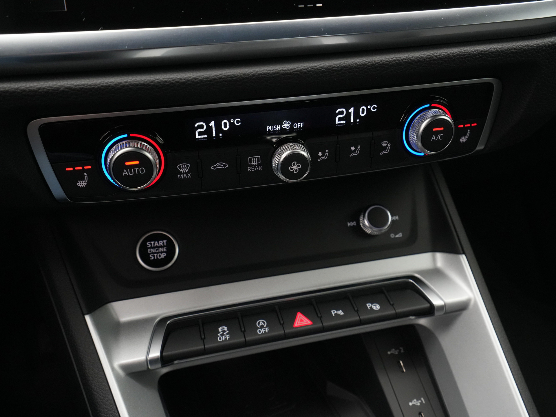 Audi - Q3 Advanced edition - 2025
