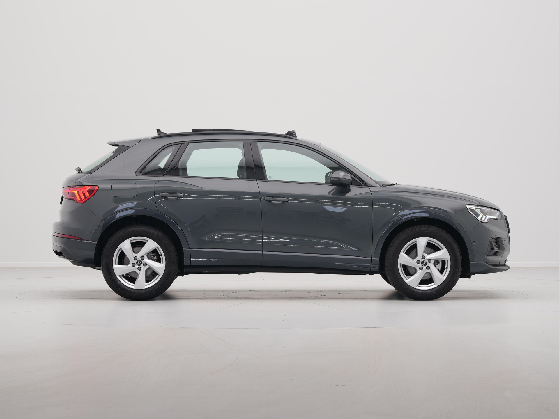 Audi - Q3 Advanced edition - 2025