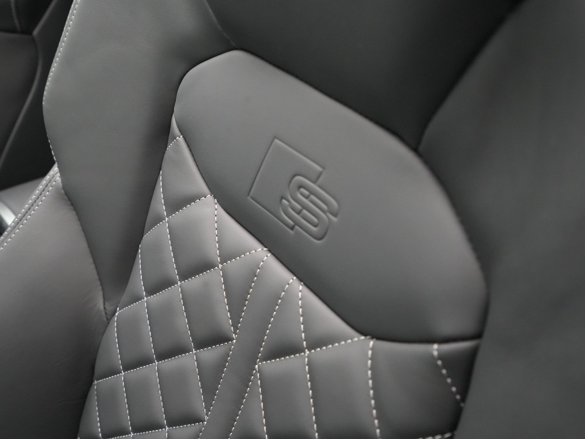 Audi - Q7 55 TFSI e quattro Pro Line S - 2025