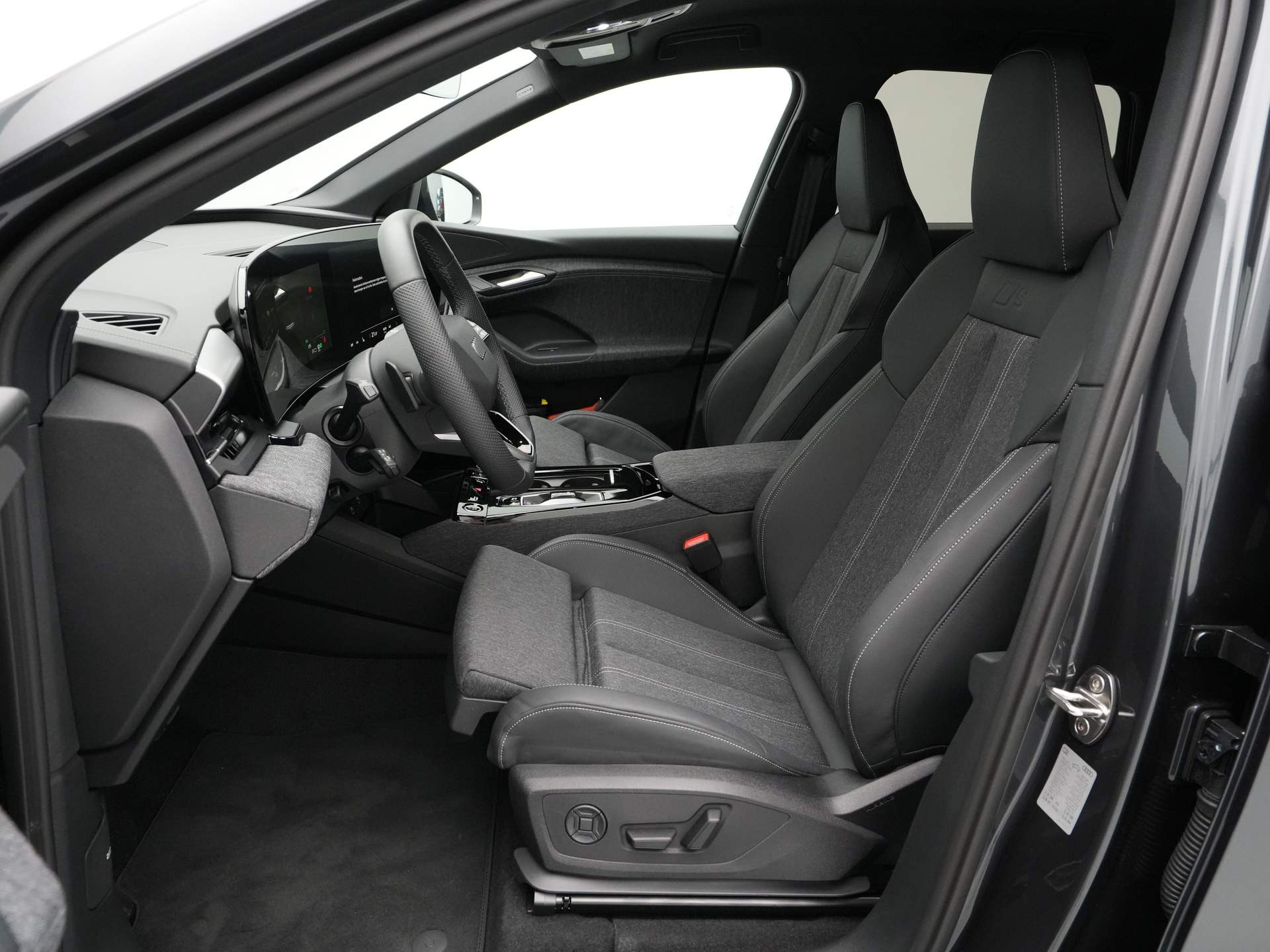 Audi - Q6 e-tron Advanced edition performance 100 kWh - 2025