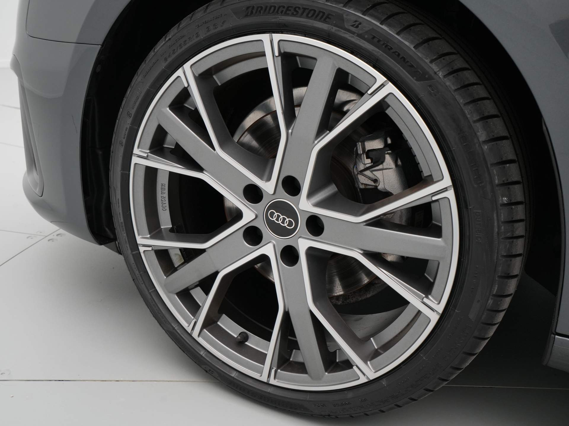 Audi - A4 Avant 35 TFSI S Line Competition - 2024