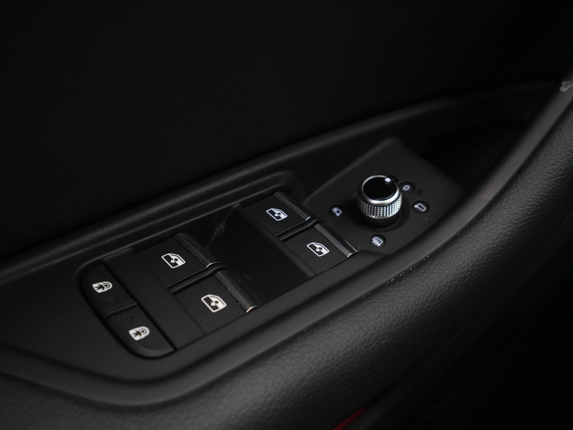 Audi - A5 Sportback 35 150pk TFSI S Line edition Competition - 2024