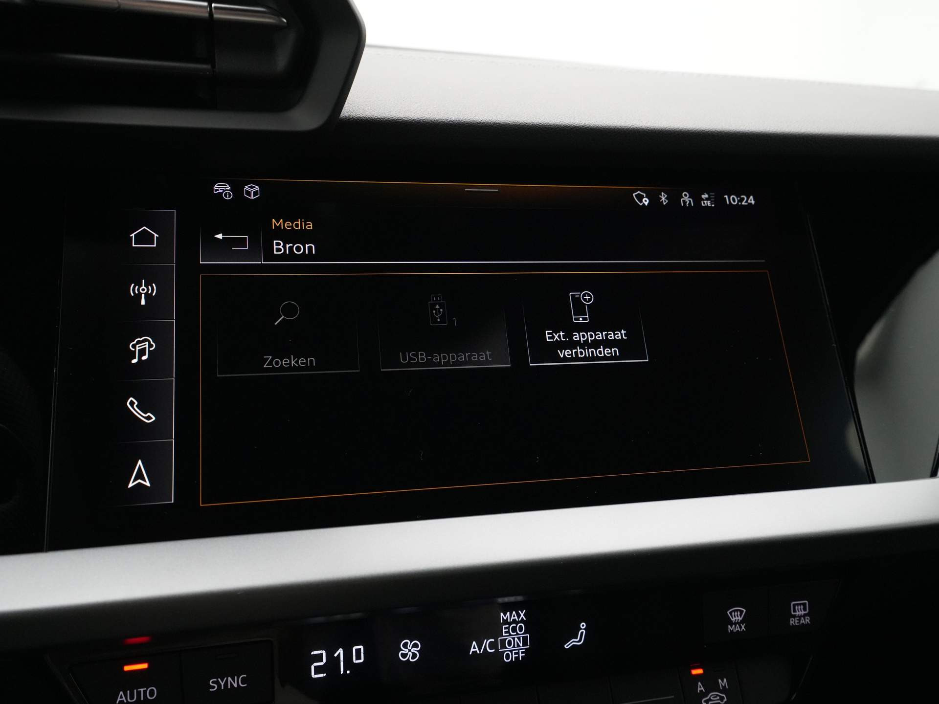 Audi - A3 Limousine 30 TFSI 115pk S Line edition - 2024