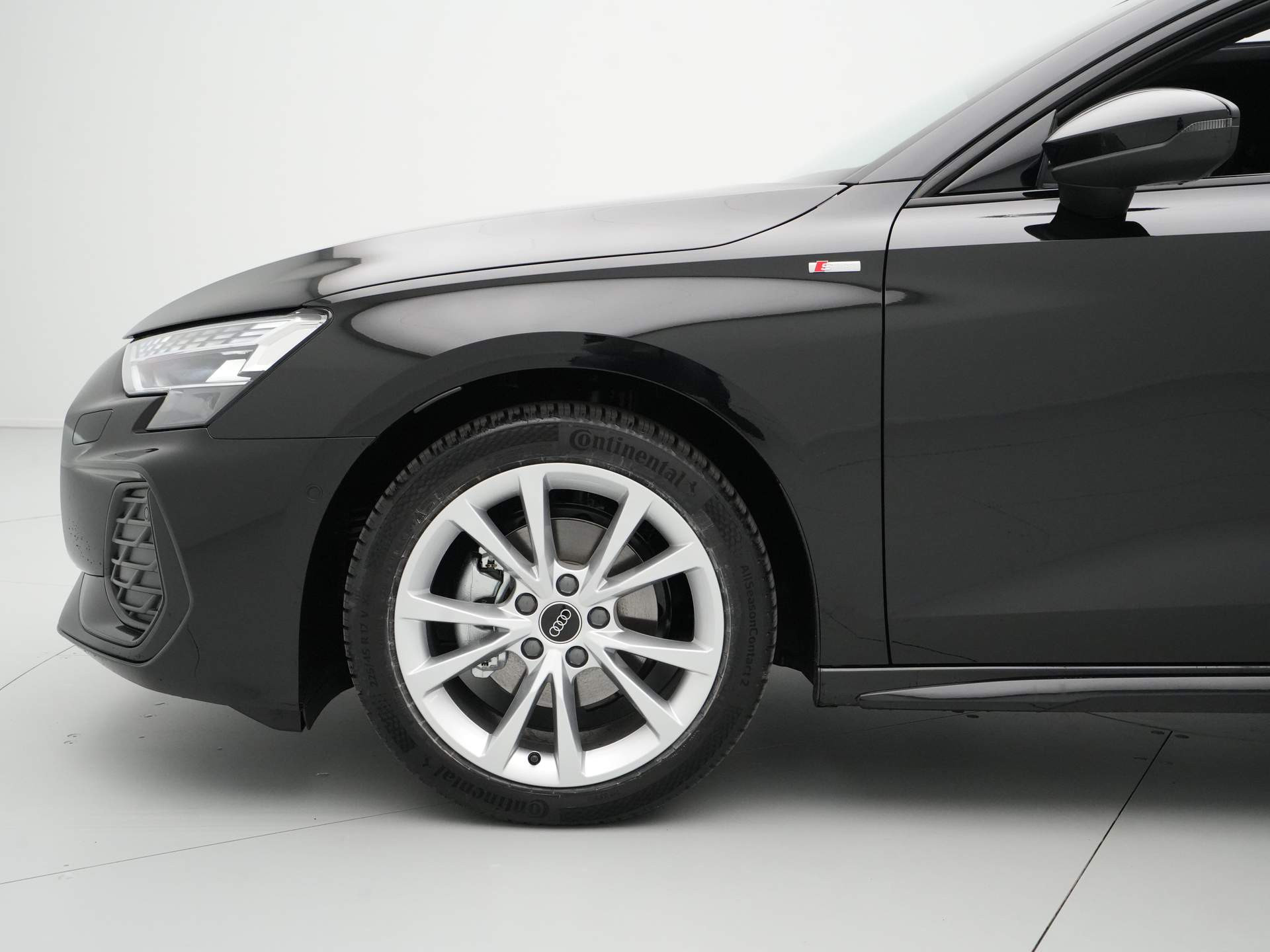 Audi - A3 Limousine 35 TFSI 150pk S-Line edition - 2025