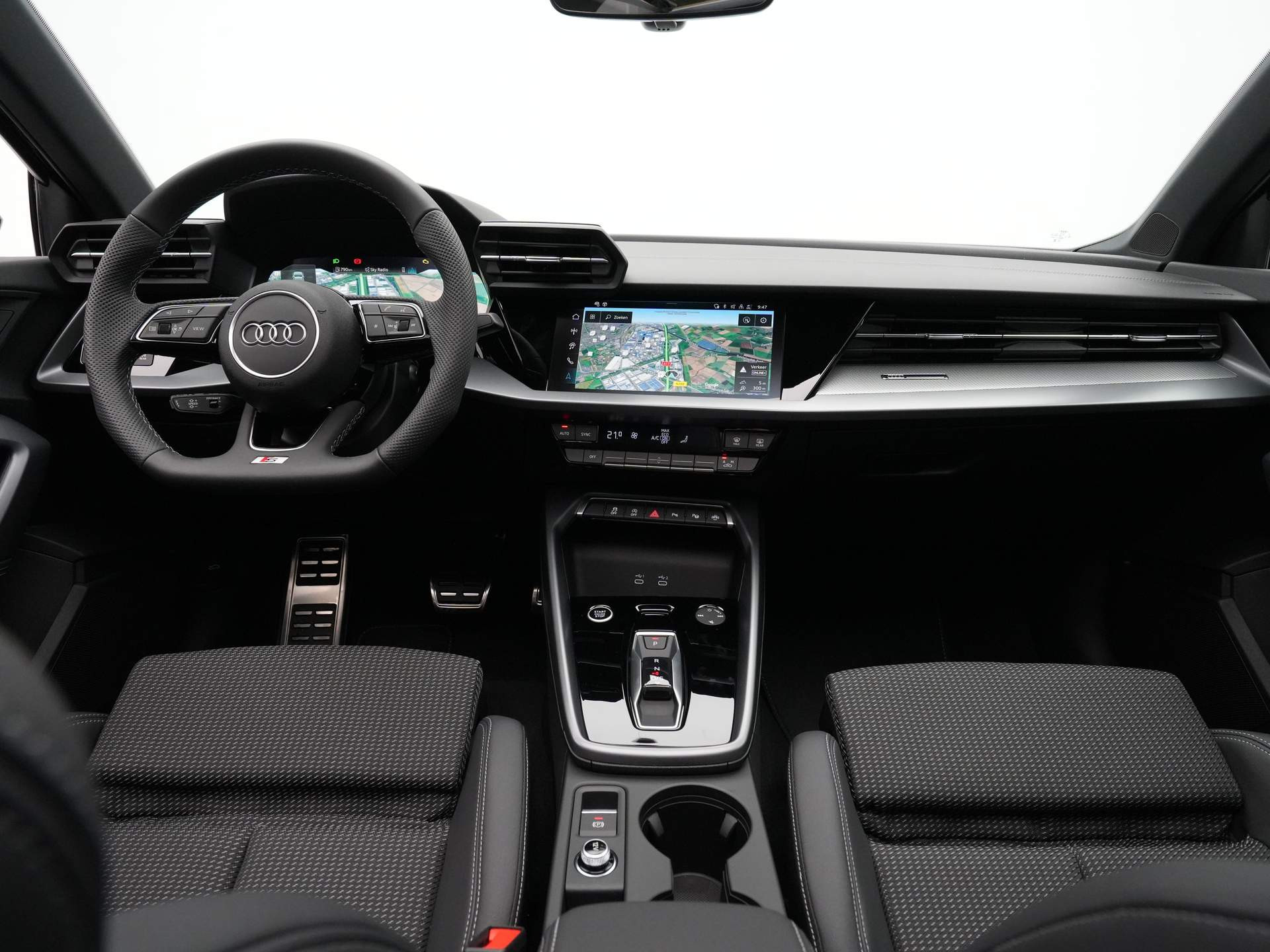 Audi - A3 Limousine 35 TFSI 150pk S-Line edition - 2025