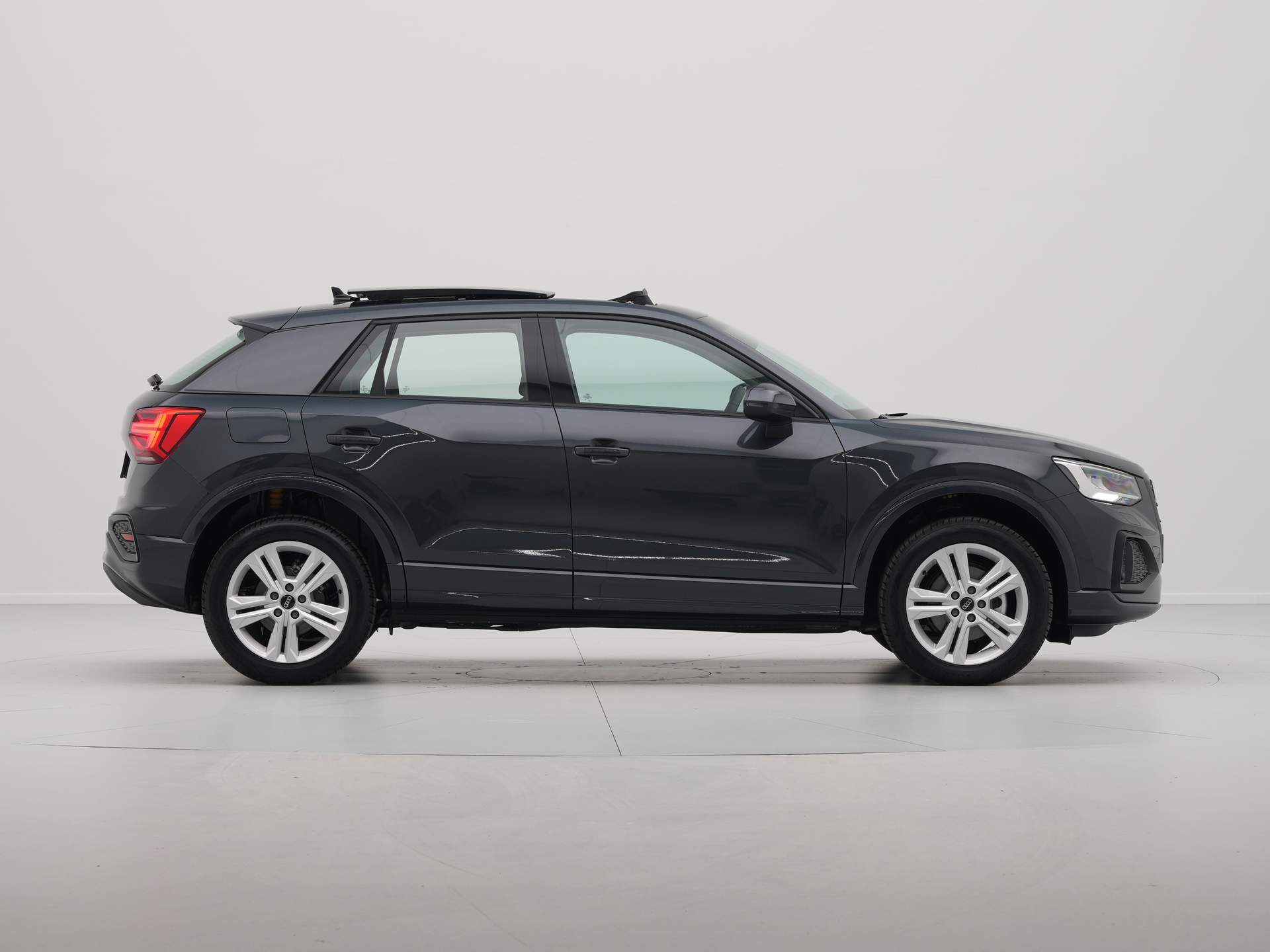 Audi - Q2 35 TFSI 150pk S-Line Edition - 2025