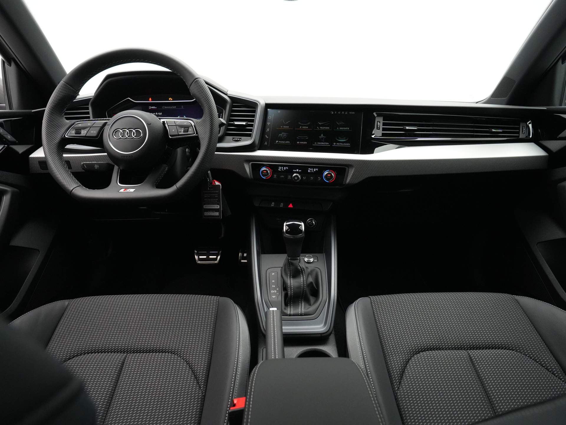 Audi - A1 Sportback 25 TFSI S-Line edition - 2025