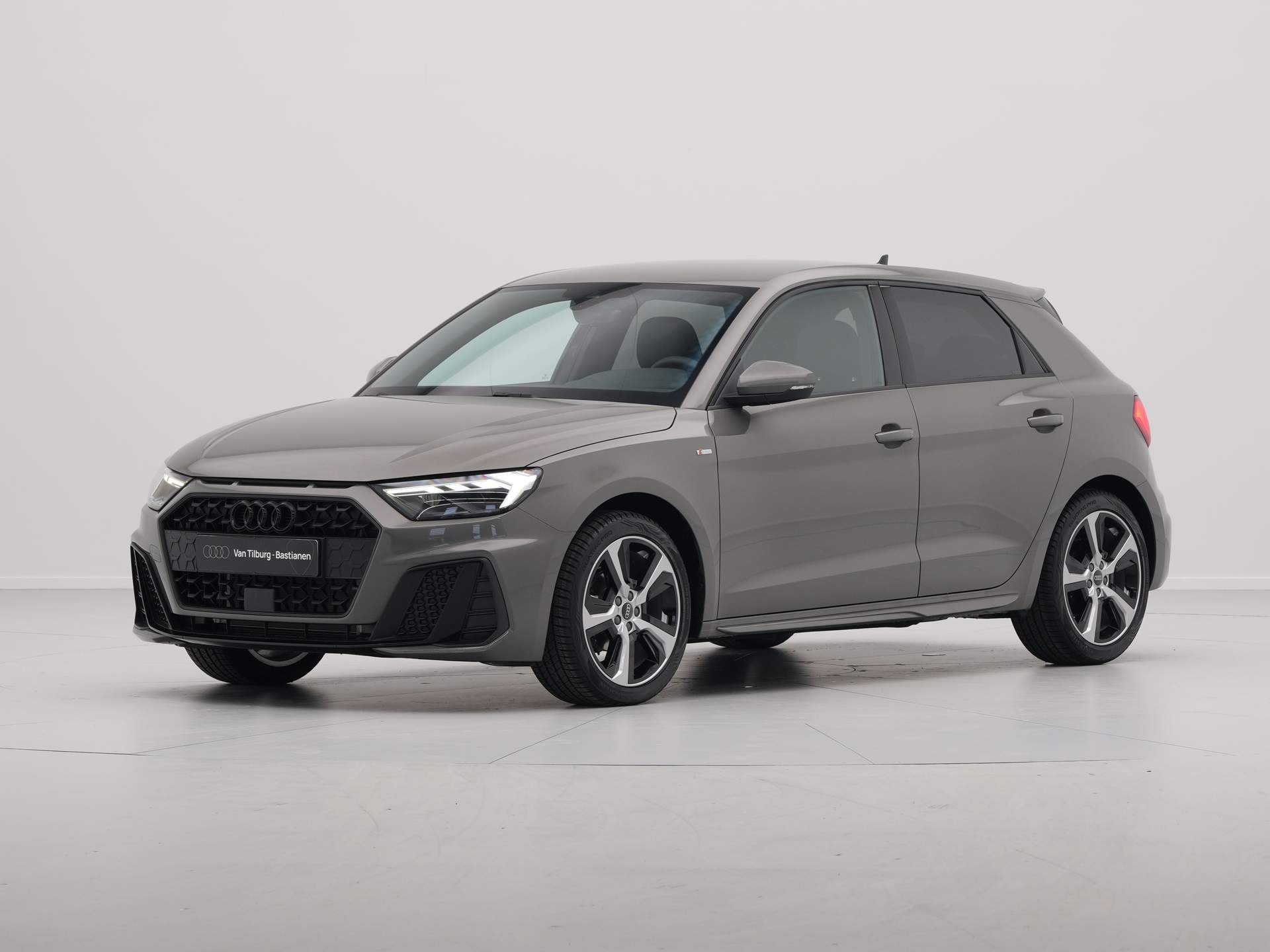 Audi - A1 Sportback 25 TFSI S-Line edition - 2025