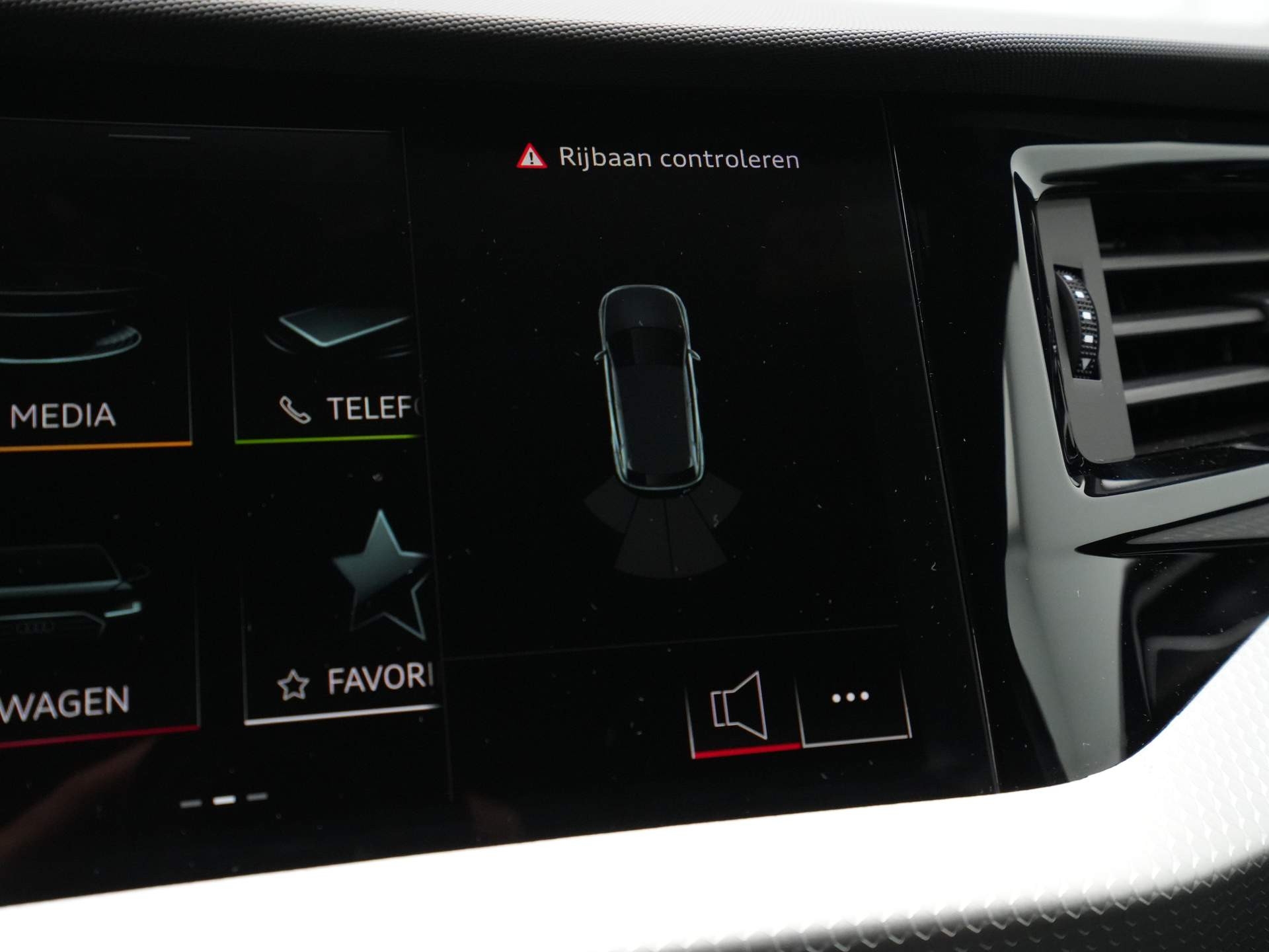 Audi - A1 Sportback 25 TFSI S-Line edition - 2025