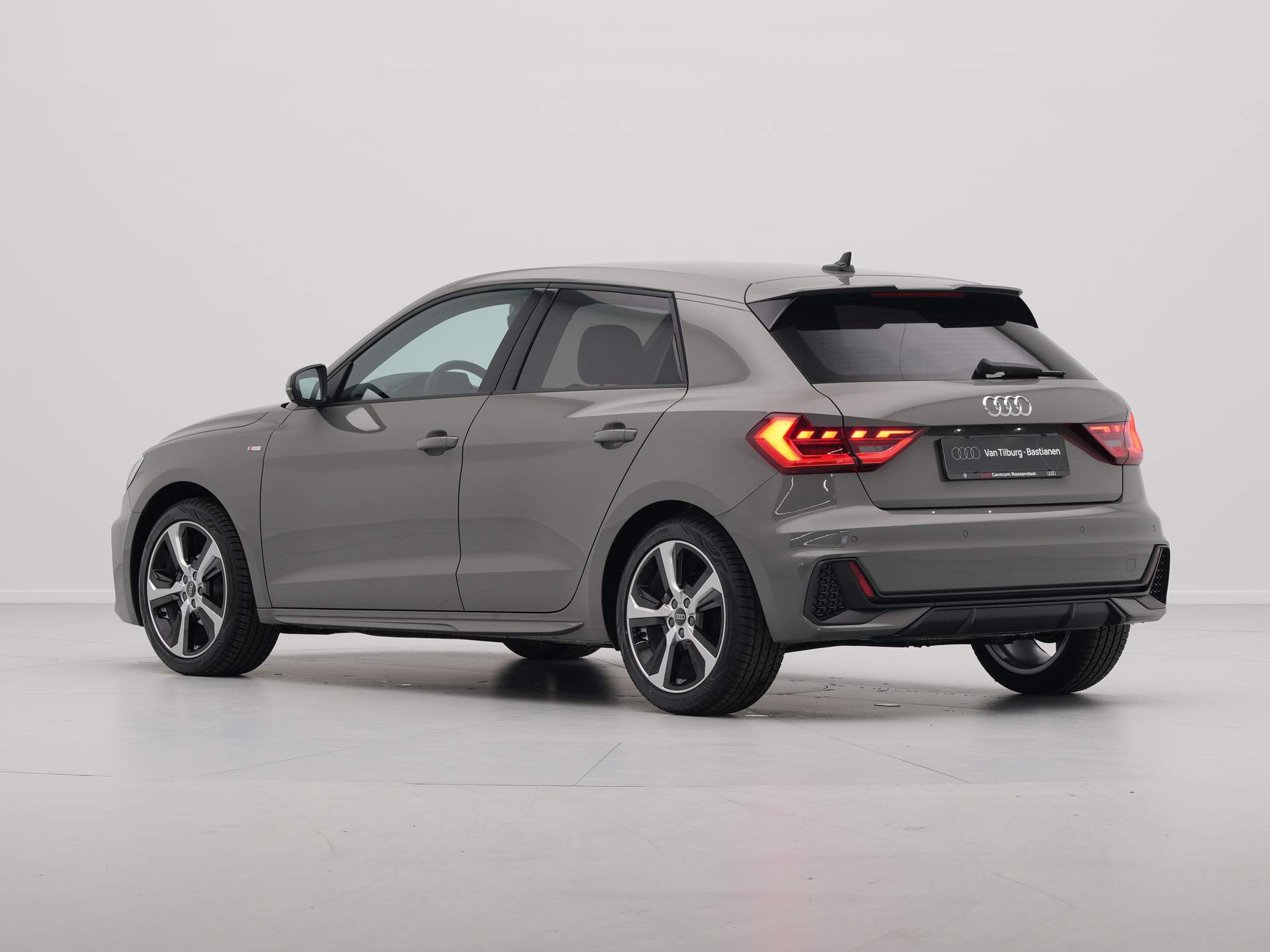Audi - A1 Sportback 25 TFSI S-Line edition - 2025