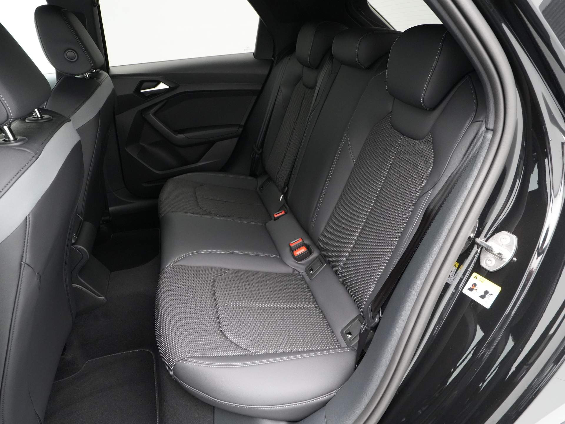 Audi - A1 Sportback 25 TFSI S-Line edition - 2024