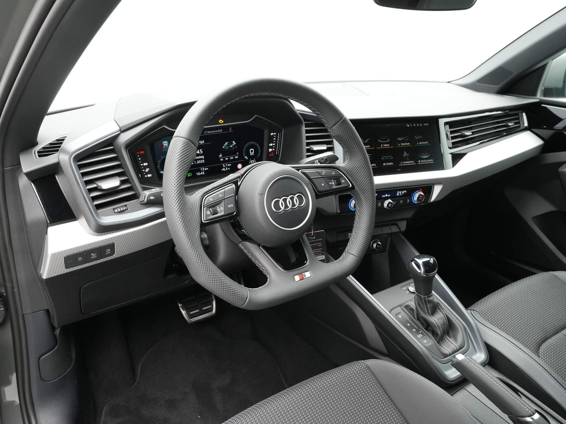 Audi - A1 Sportback 25 TFSI S-Line edition - 2025