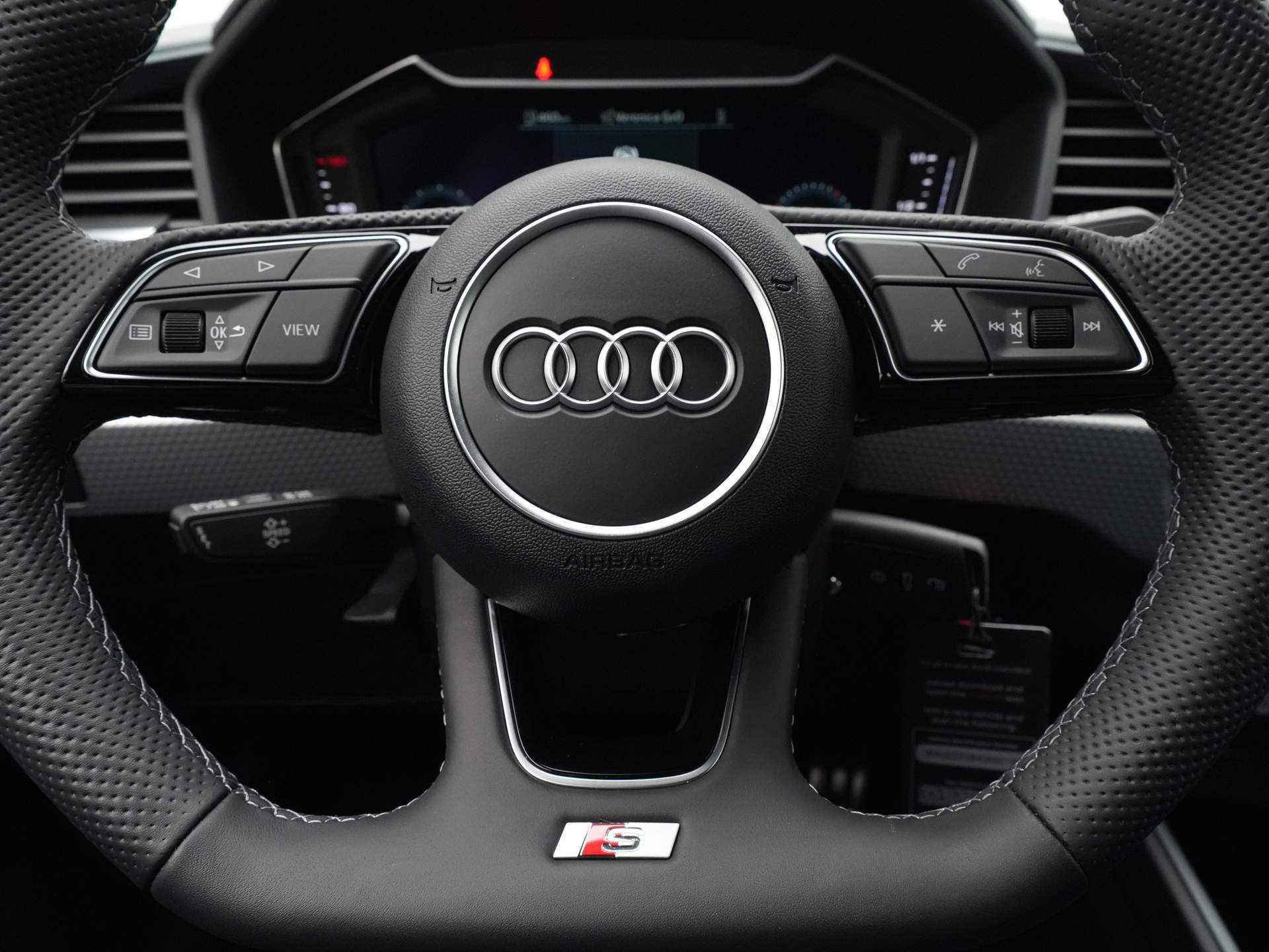 Audi - A1 Sportback 25 TFSI S-Line edition - 2025