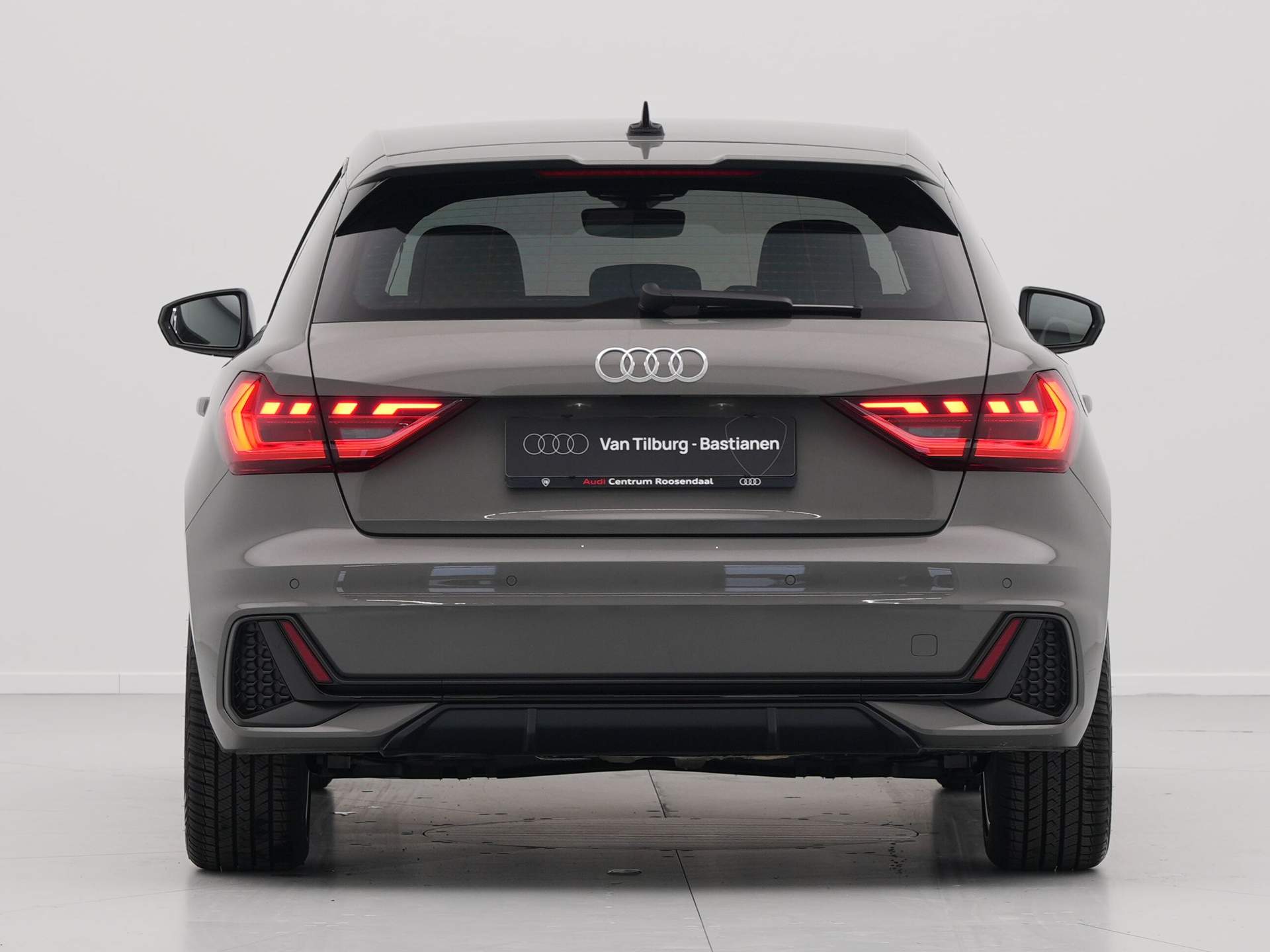 Audi - A1 Sportback 25 TFSI S-Line edition - 2025