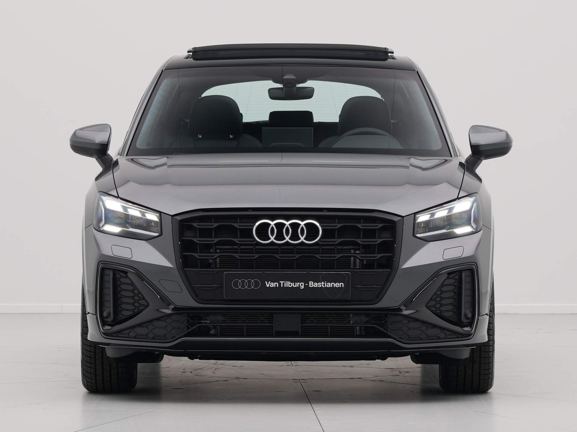 Audi - Q2 35 TFSI S-Line Edition - 2024